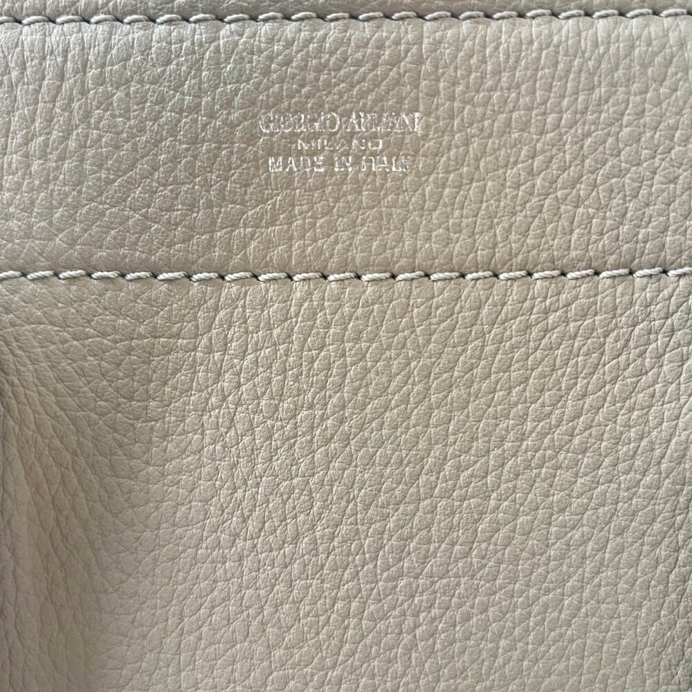 Giorgio Armani Le Sac NEW Leather Tote - Picture 14 of 15